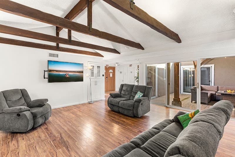 Alcohol and Drug Rehab Center - Surf City Recovery