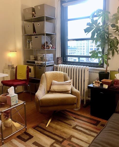 Art Therapy NYC, Linda Turner, LCAT