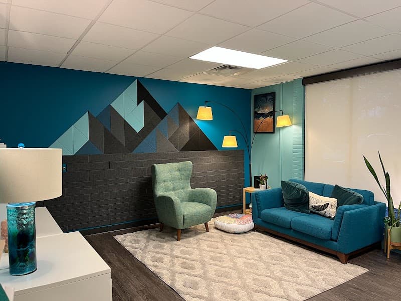 Chiron Art Therapy LLC, Maggi Colwell ATR-BC