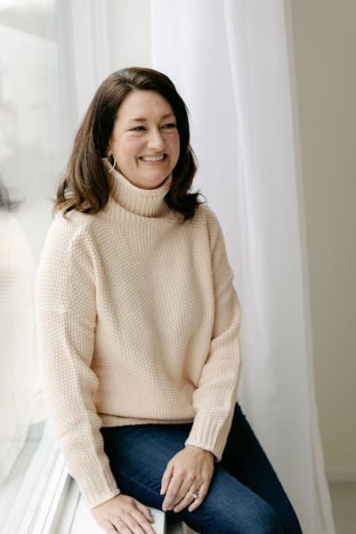 Emily Davenport, ATR-BC, LCAT: Westchester Anxiety Therapist