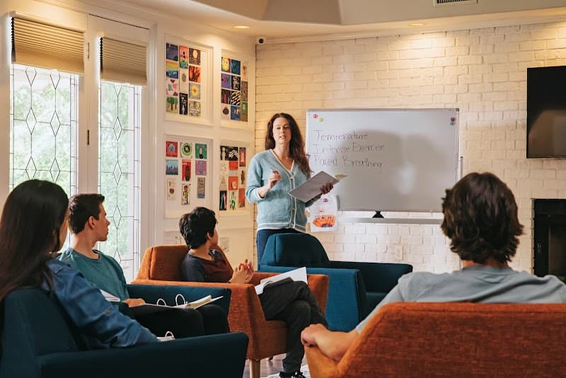 Evolve Teen Treatment Center - Arden Oaks