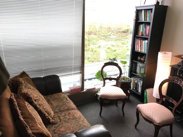 Healthy Connections Counseling, LLC