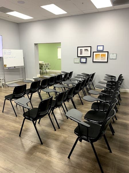 Holding Hands Pediatric Therapy & Adult Services