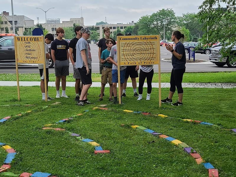 Holistic Hands Wellness Gallery, LLC