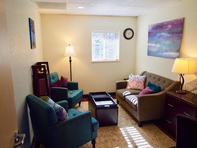 Illumination Art Therapy and Counseling