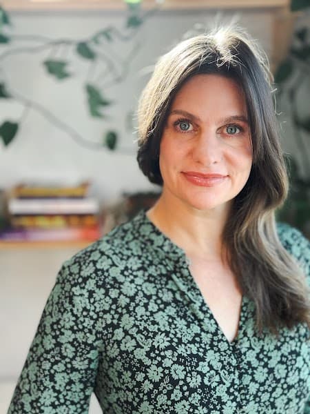 Lindsay Bong Counseling - Trauma and Anxiety Therapy