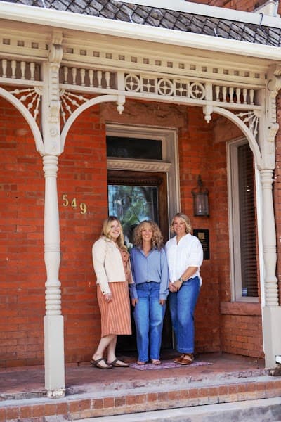 Lisa Blake Therapy, LLC