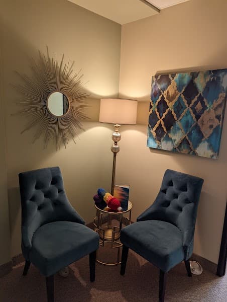 Liz Dube Sex Therapy & Couples Therapy