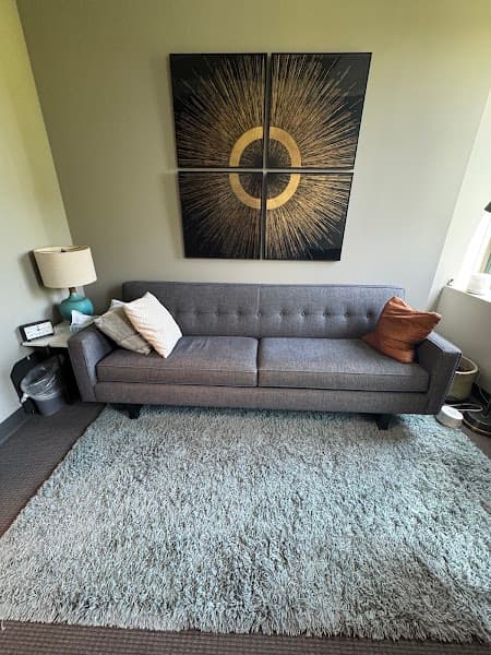 Miracle Mile somatic and EMDR therapy