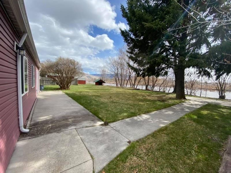 Peaks & Valleys Therapy