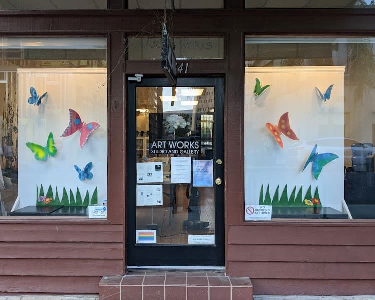 RI International Art Works Gallery