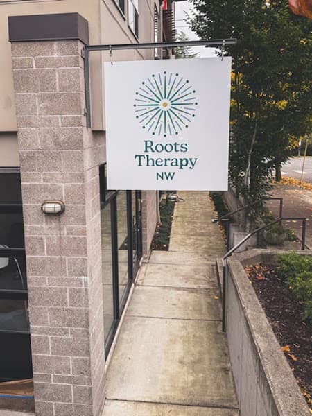 Roots Therapy NW