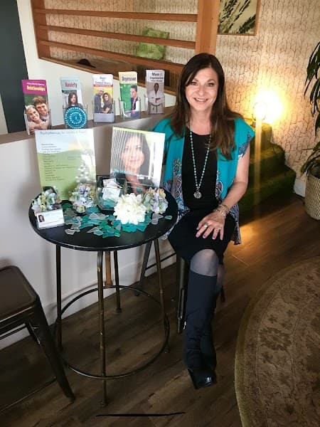 Talk to Michele - Relationship Specialist, Licensed Therapist