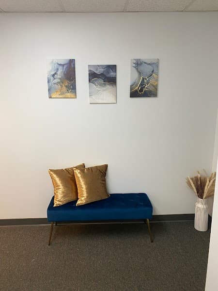 The Luna Therapy & Wellness Center, LLC