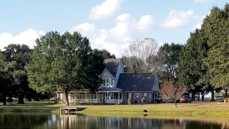 Whispering Oaks Lodge – Lafayette, LA