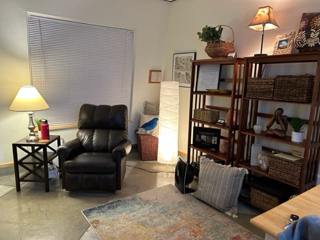 Creating Pathways & Solutions, Melissa Newman, Licensed Mental Health Counselor