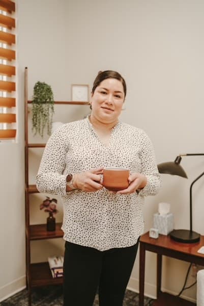 Desert Bloom Behavioral Health Services, PLLC. Isabel Castanon, LPC, NCC