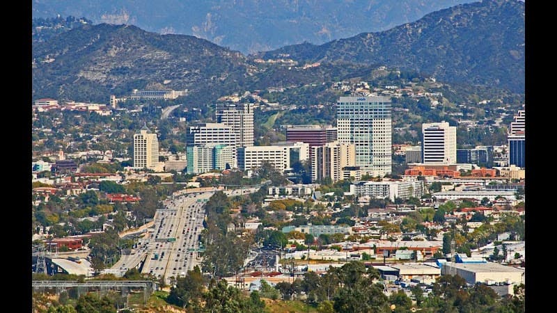 Jasmine Tolmajian, MA, LMFT