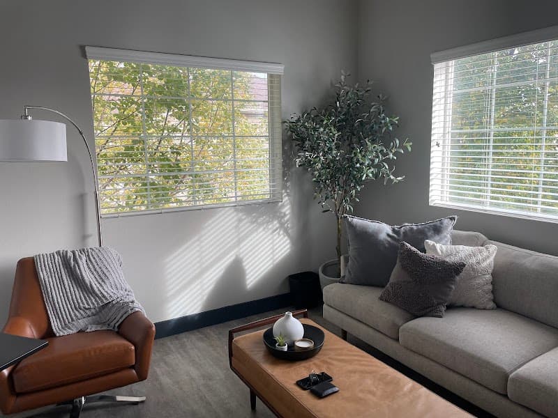 Ketamine Therapy at Therapeutic Alternatives