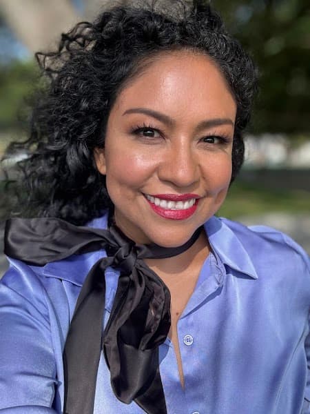 Luisa Contreras, Marriage & Sex Therapist