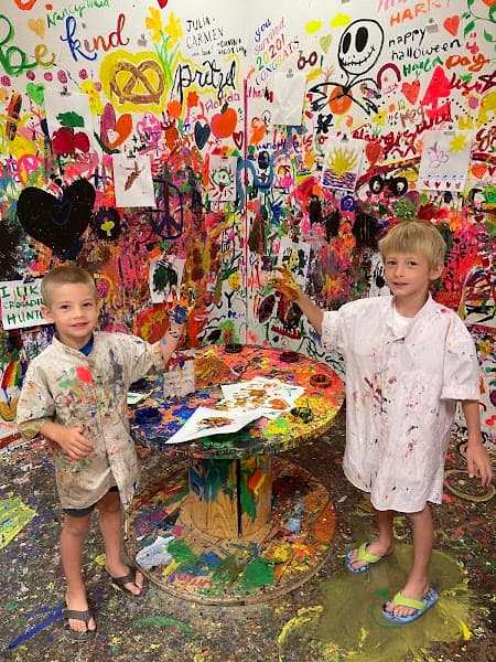 Neighborhood Art Center