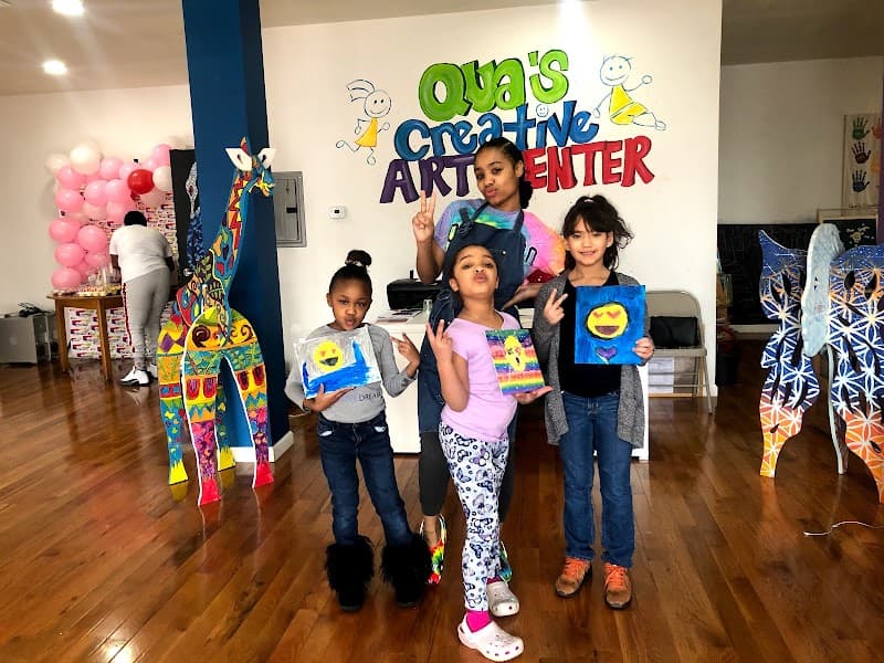 Qua's Creative Art Center