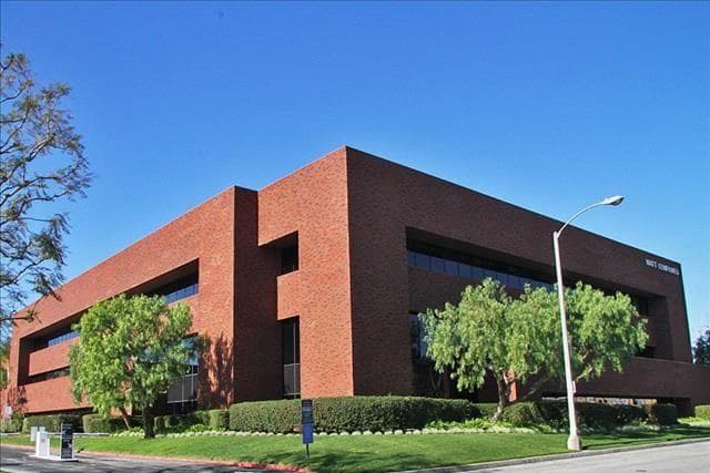 Summer Myers, Art Therapist