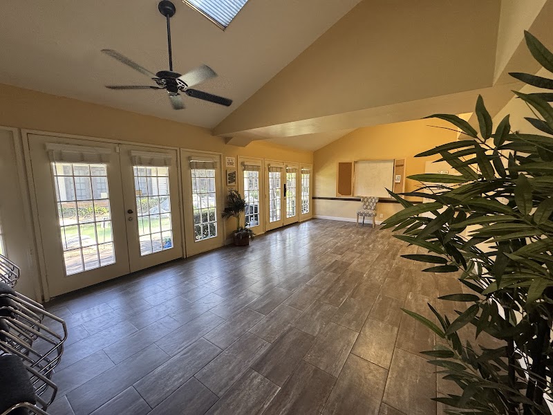 Breakaway Health - Addiction & Mental Health Treatment - Costa Mesa