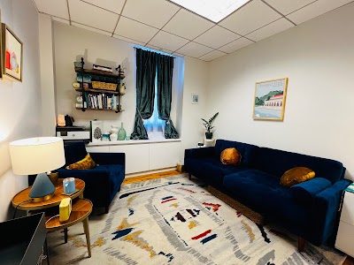 Claudia Diez PhD. Psychologist, Couples Therapist, Coach