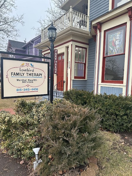 Lovebird Family Therapy