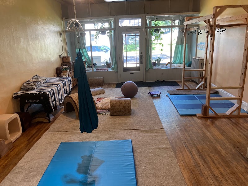 Nature Kids Therapy Art Center