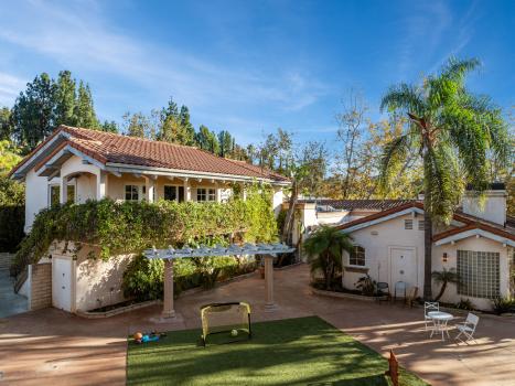 Newport Academy - Teen & Adolescent Treatment