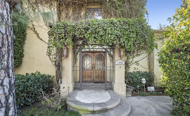 Riviera Recovery - Mental Health Housing in Santa Monica