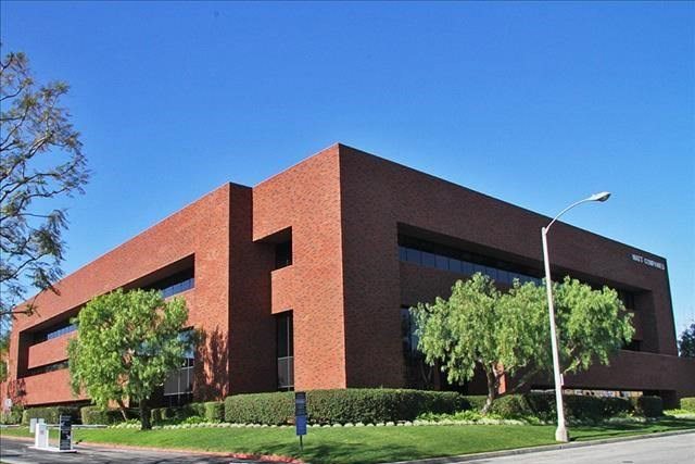 Summer Myers, Art Therapist